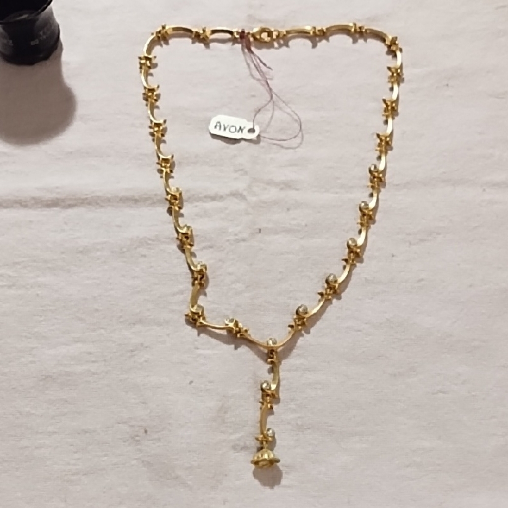 Avon Gold-Tone Necklace with Unique Links As Is